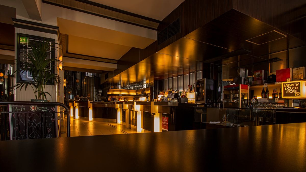 Bar Brunel interior